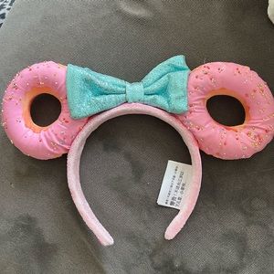 Disney Donut Mickey Ears